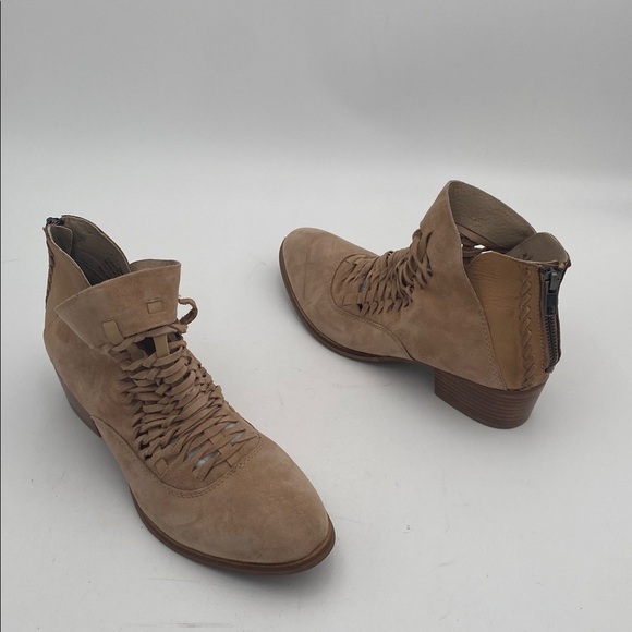 Coldwater creek Tan Leather Ankle Boots women 8M Suede casual office Festival - Picture 2 of 15